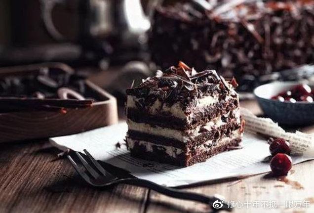 无限极美味产品推荐-黑森林蛋糕甜食虽好,也不能多吃,无限极美味产品